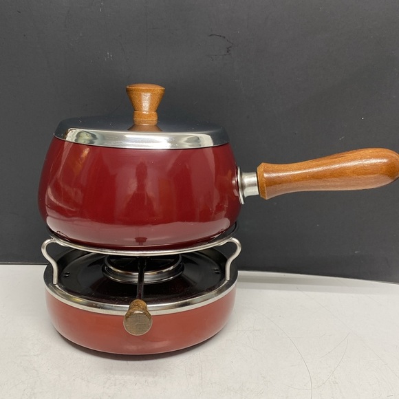 Manor House Fondue Set Two Quart - Picture 5 of 17